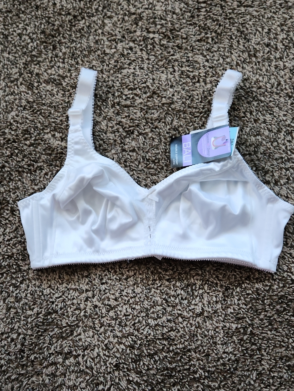 Bali White Wireless Comfort Bra - Smooth Support size 38C